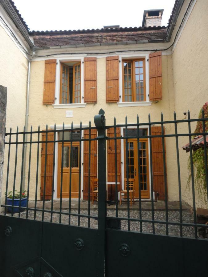 Villa Le Pelerine Sauveterre-de-Bearn Exterior foto