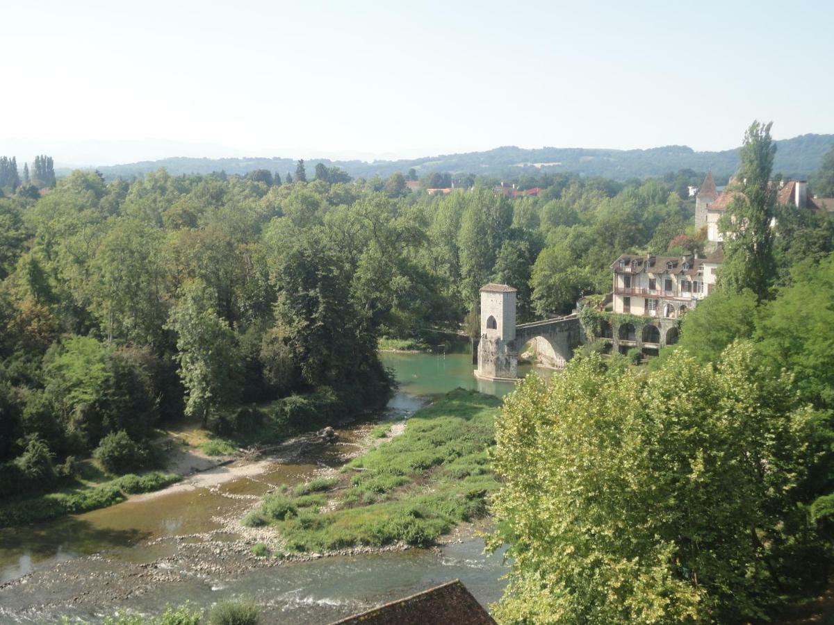 Villa Le Pelerine Sauveterre-de-Bearn Exterior foto